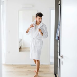 Minimalist Men’s Skincare: 3‑Step Daily System